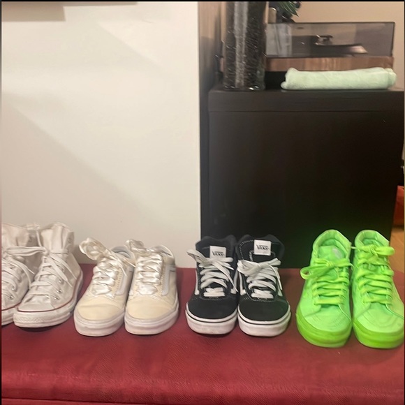 Shoe Lot - Picture 1 of 5
